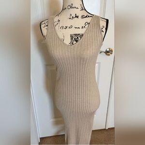Olive and Oak Sweater Dress S Sleeveless Light Tan/Beige Size Small